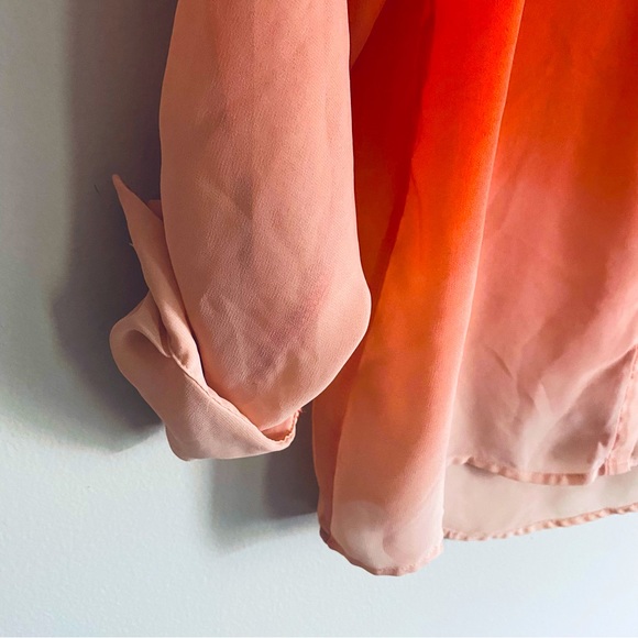 Daytrip Women's Red and Orange Ombre Long Sleeve Shirt Button Up Top Size Medium - Picture 5 of 9